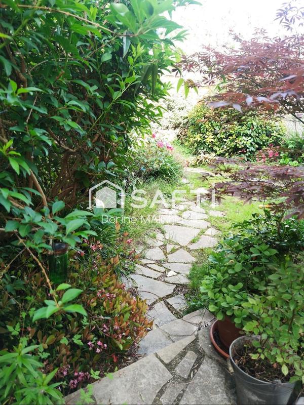 Maison de ville - 95 m² - 4 pièces