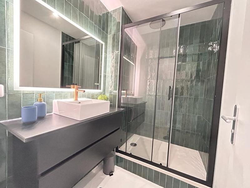 Chambre - 13 m² - 1 pièce