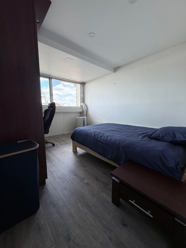 Appartement - 92 m² - 4 pièces