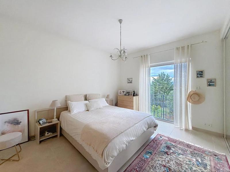 Villa - 171 m² - 6 pièces