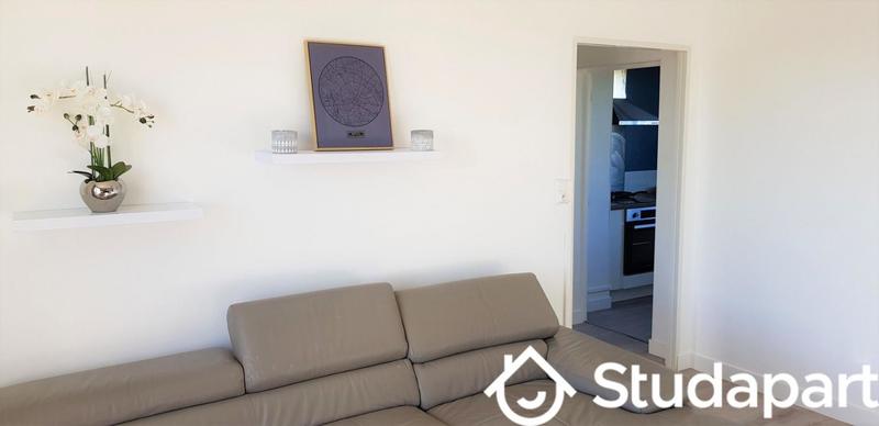 Chambre - 11 m² - 1 pièce