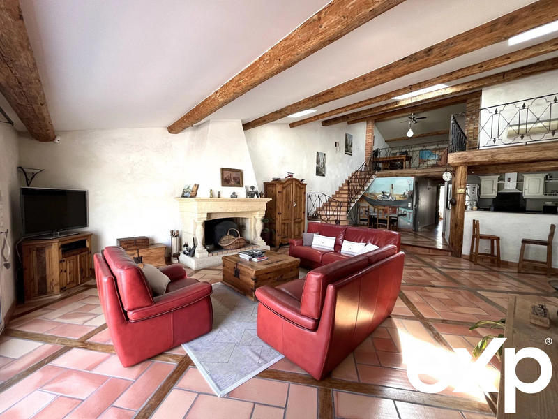 Maison - 193 m² - 5 pièces