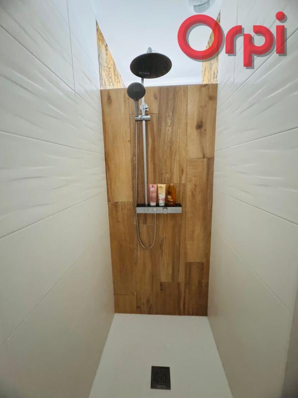 Maison - 104 m² - 4 pièces