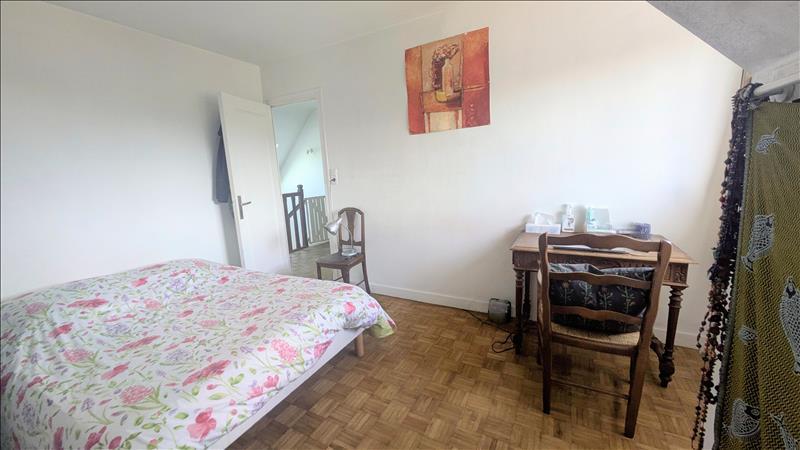 Maison - 94 m² - 4 pièces