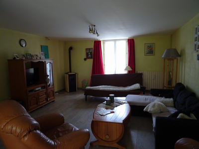 Maison - 145 m² - 6 pièces