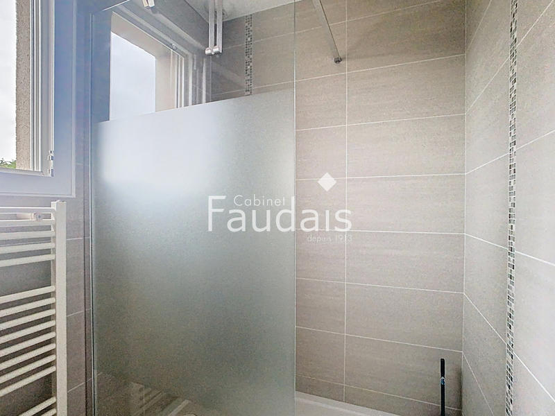 Triplex - 79 m² - 4 pièces