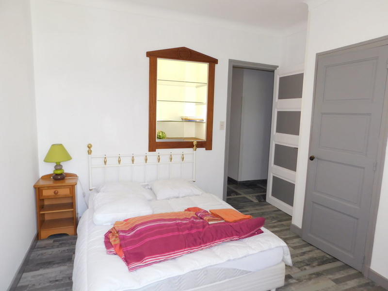 Villa - 263 m² - 11 pièces