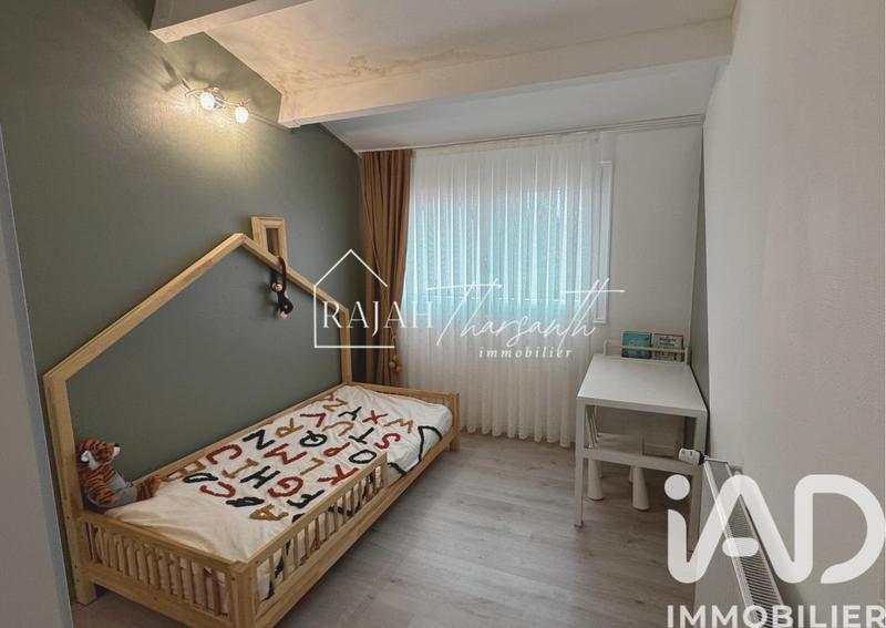 Maison de ville - 130 m² - 9 pièces