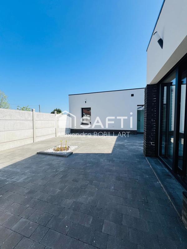 Maison - 200 m² - 6 pièces