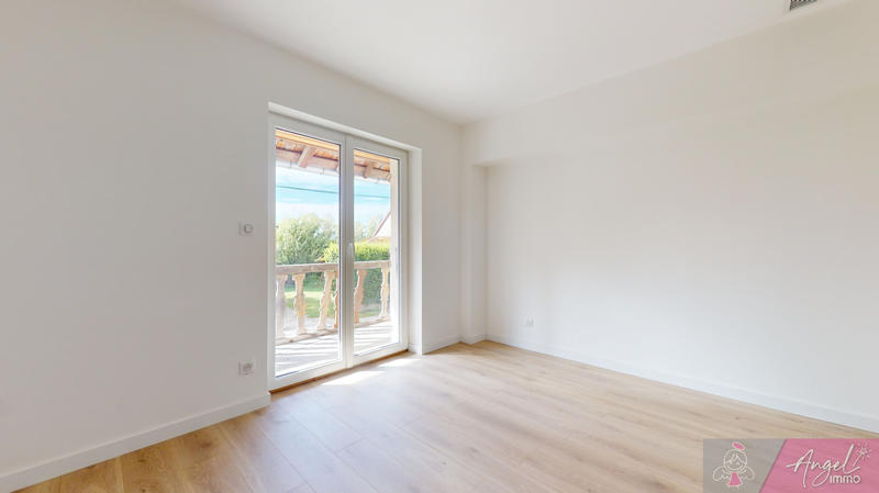 Maison de village - 192 m² - 8 pièces