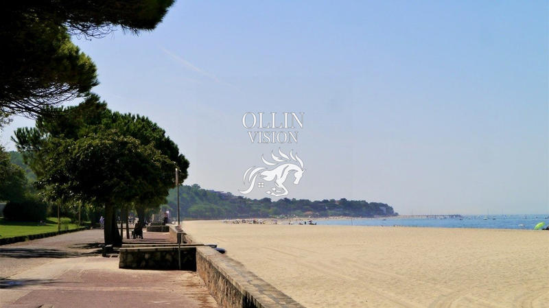 Villa - 265 m² - 10 pièces