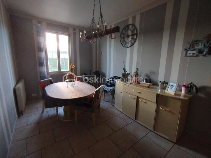 Maison traditionnelle - 127 m² - 6 pièces