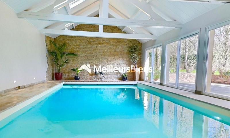 Villa - 350 m² - 10 pièces