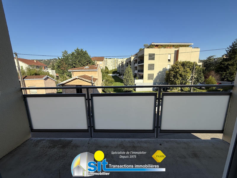 Appartement - 60 m² - 3 pièces