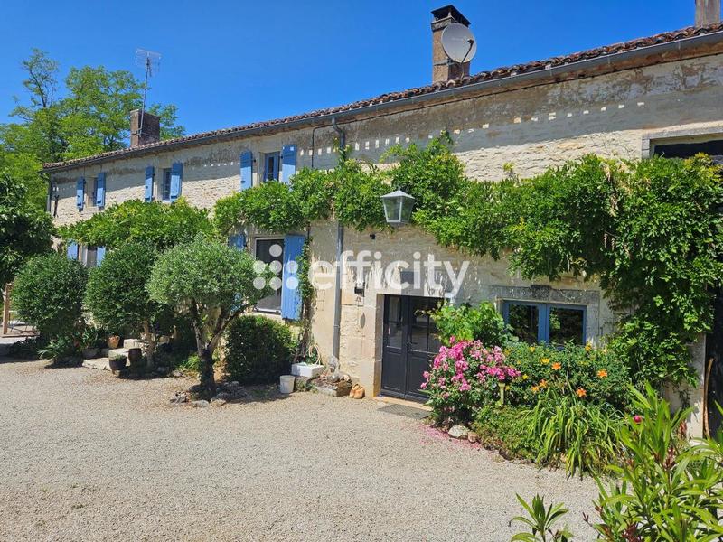 Maison - 245 m² - 9 pièces