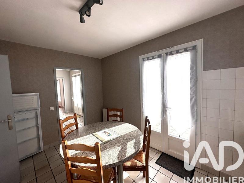 Maison - 104 m² - 5 pièces