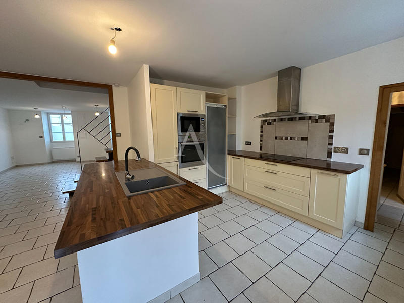 Maison - 170 m² - 6 pièces