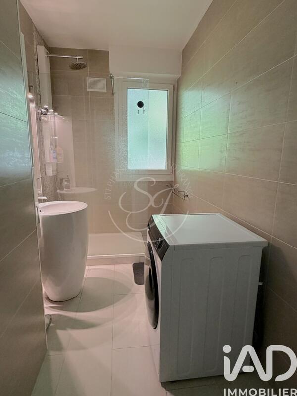 Appartement - 102 m² - 4 pièces