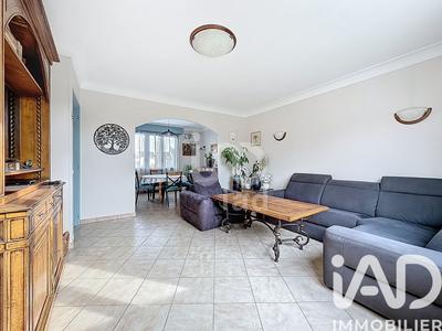 Maison - 105 m² - 6 pièces