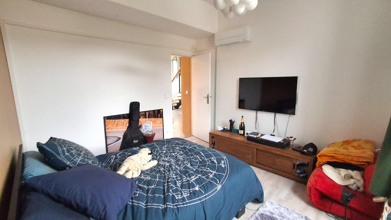 Appartement - 153 m² - 6 pièces