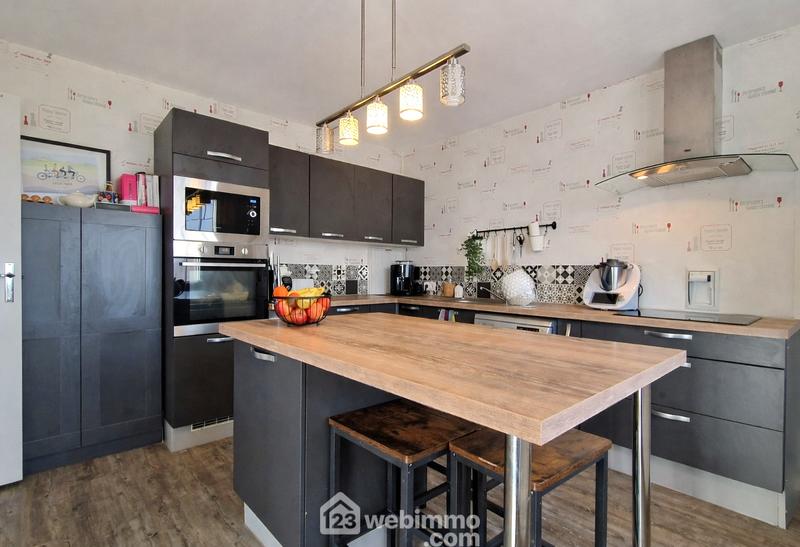 Maison - 117 m² - 5 pièces