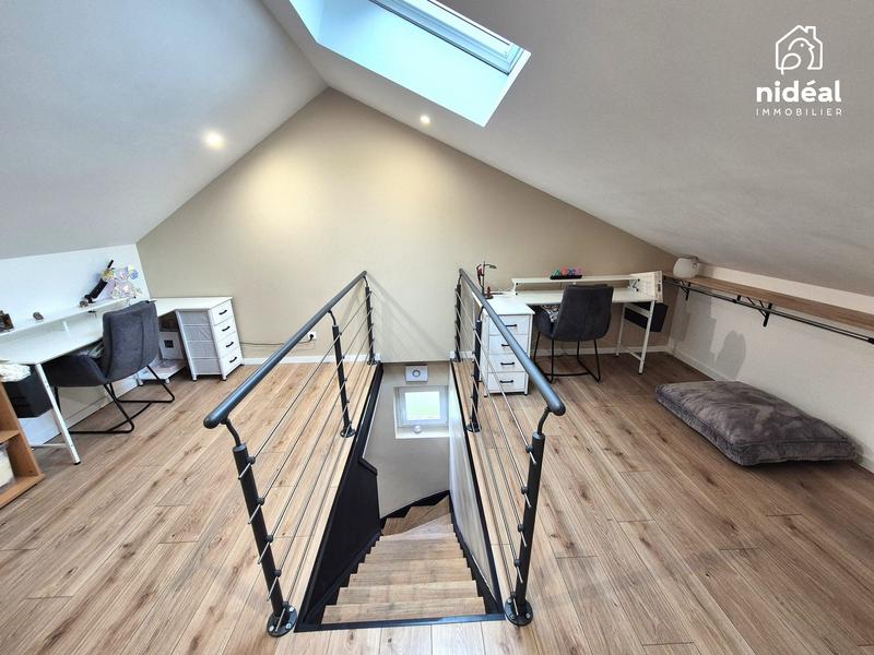 Maison - 90 m² - 4 pièces