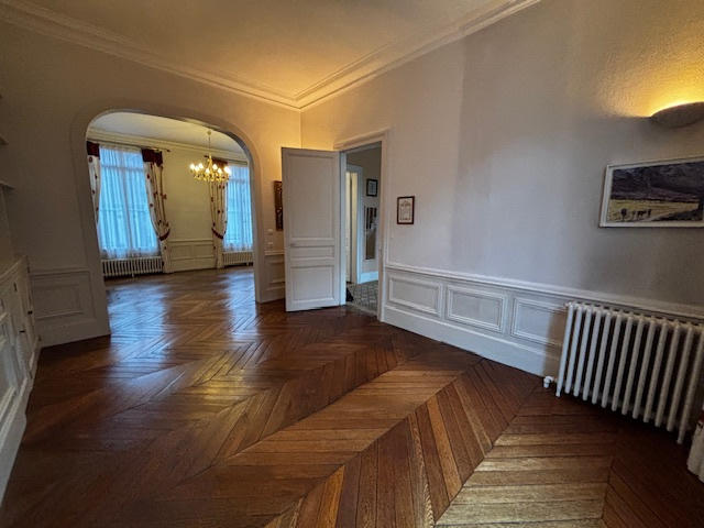 Propriété - 160 m² - 7 pièces