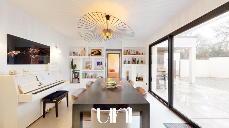 Maison - 165 m² - 5 pièces