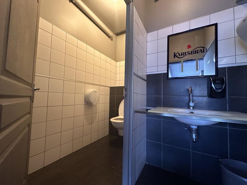 Local commercial - 155 m²