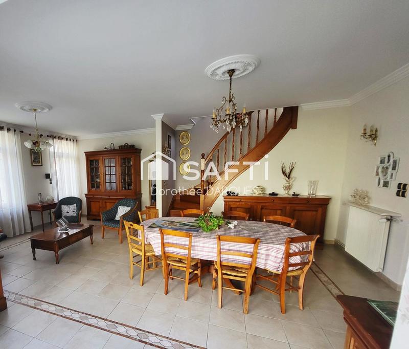 Maison - 160 m² - 6 pièces