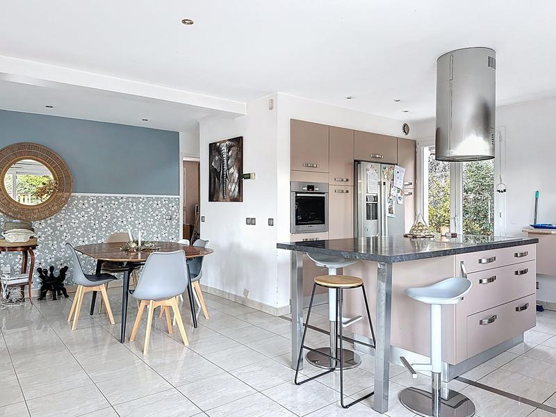 Maison contemporaine - 126 m² - 6 pièces