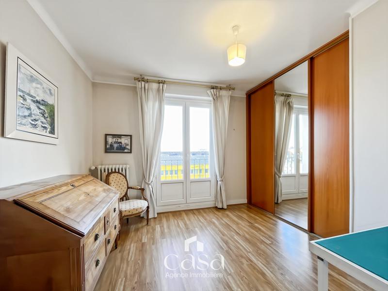 Appartement - 116 m² - 5 pièces