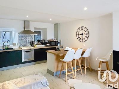 Maison de village - 180 m² - 8 pièces