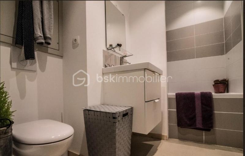 Appartement - 43 m² - 3 pièces