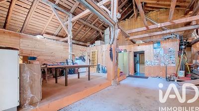 Appartement - 222 m² - 6 pièces