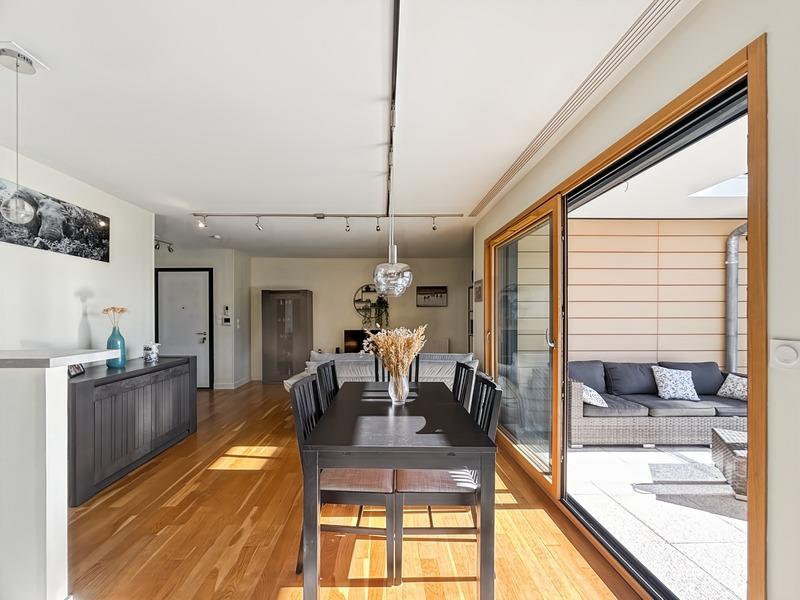 Appartement - 77 m² - 3 pièces