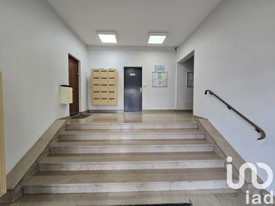 Appartement - 77 m² - 6 pièces