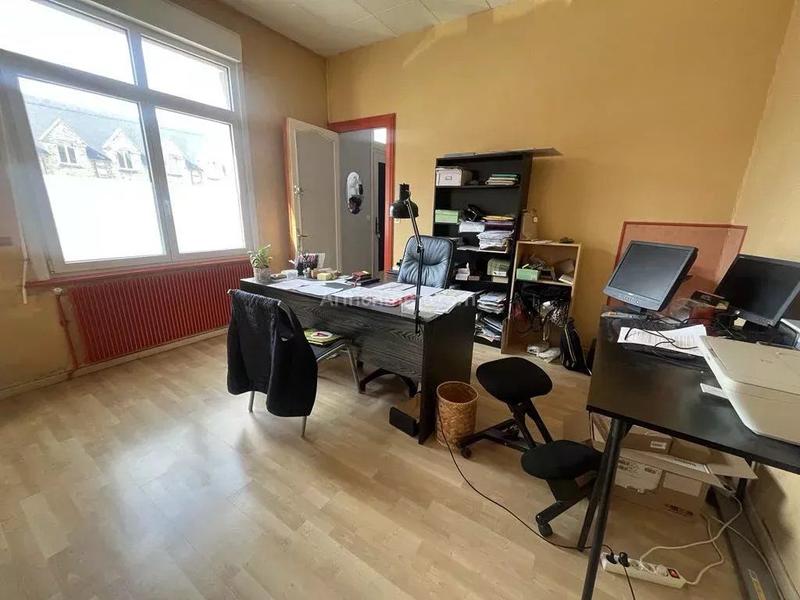 Maison - 226 m² - 7 pièces