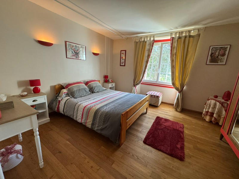 Moulin - 500 m² - 16 pièces