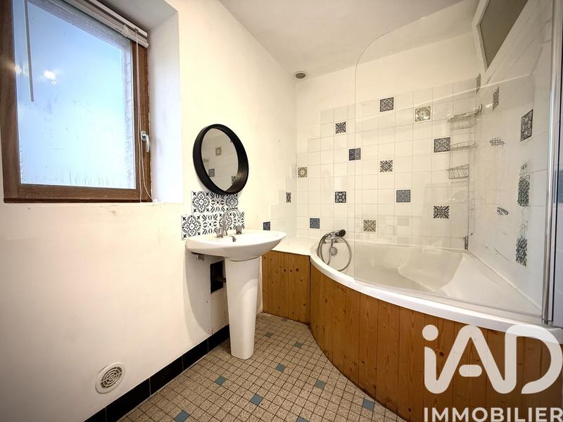 Maison - 137 m² - 6 pièces