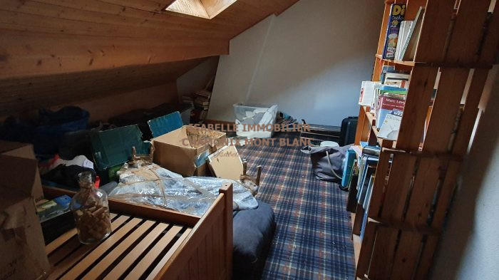 Maison traditionnelle - 174 m² - 7 pièces