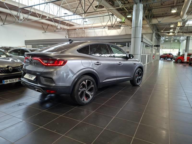 Renault Arkana E-Tech 145 - 21b R.S. Line