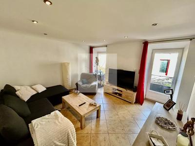 Maison - 88 m² - 3 pièces