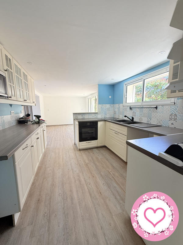 Maison - 141 m² - 6 pièces