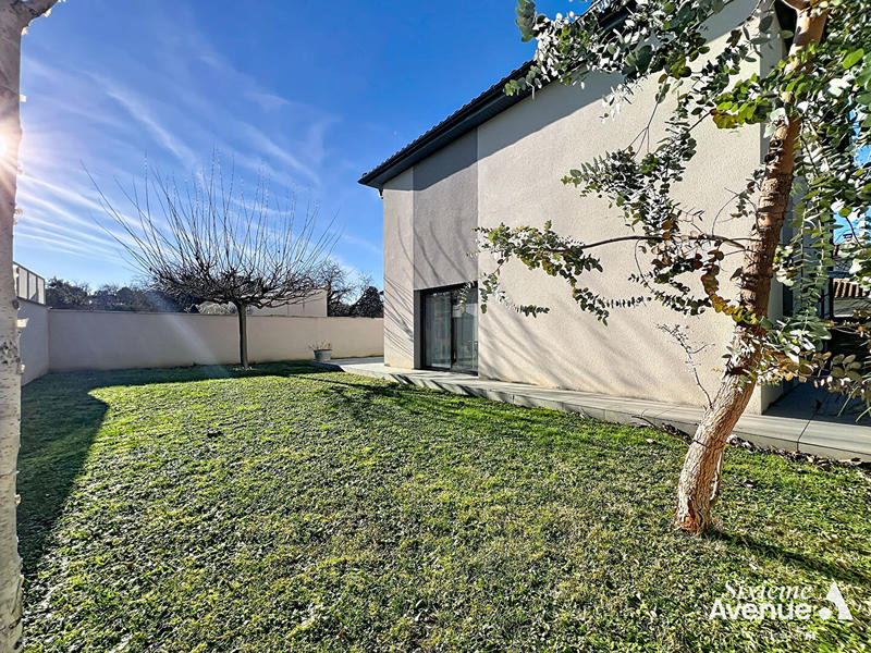 Maison - 165 m² - 7 pièces