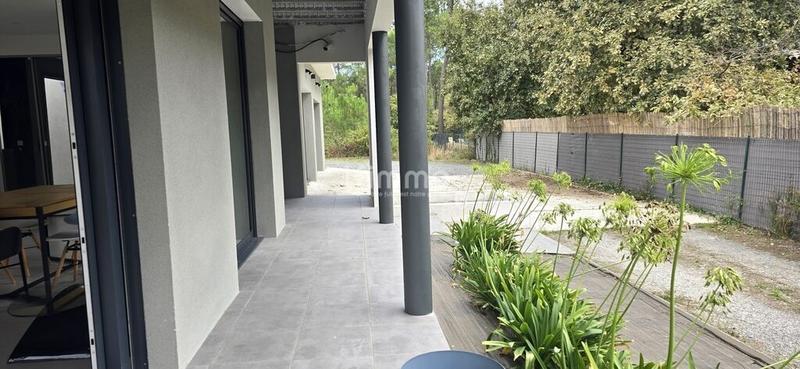 Immeuble - 140 m² - 6 pièces