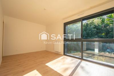 Maison - 93 m² - 5 pièces