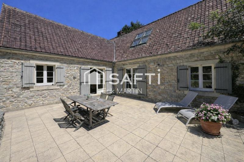 Maison - 266 m² - 10 pièces