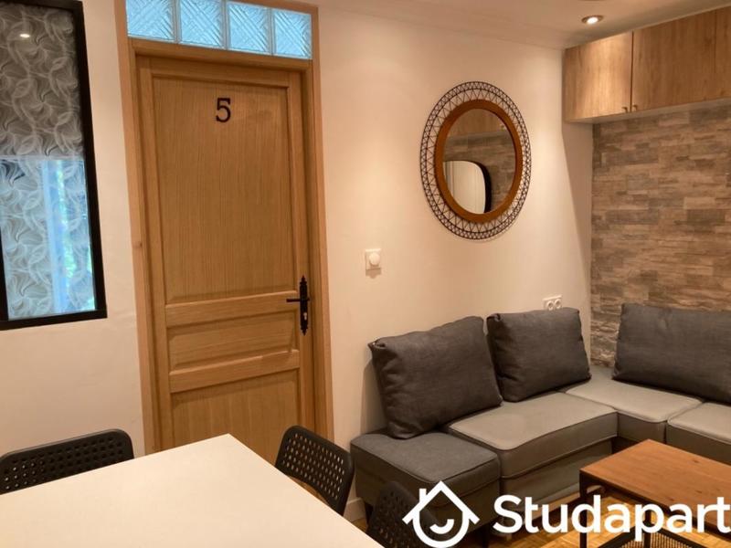 Chambre - 12 m² - 1 pièce