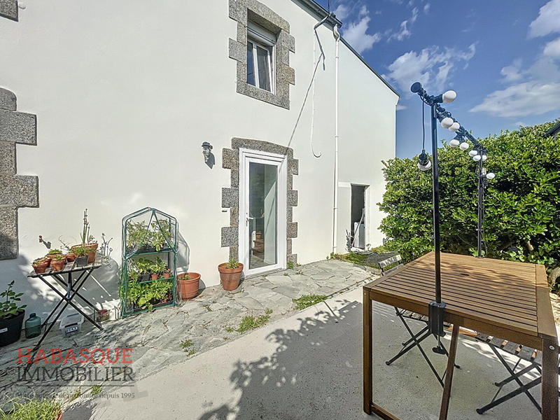 Maison - 77 m² - 6 pièces